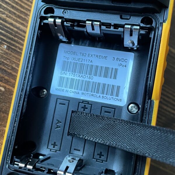 Pojemnik na baterie 3xAA | Motorola T82Extreme